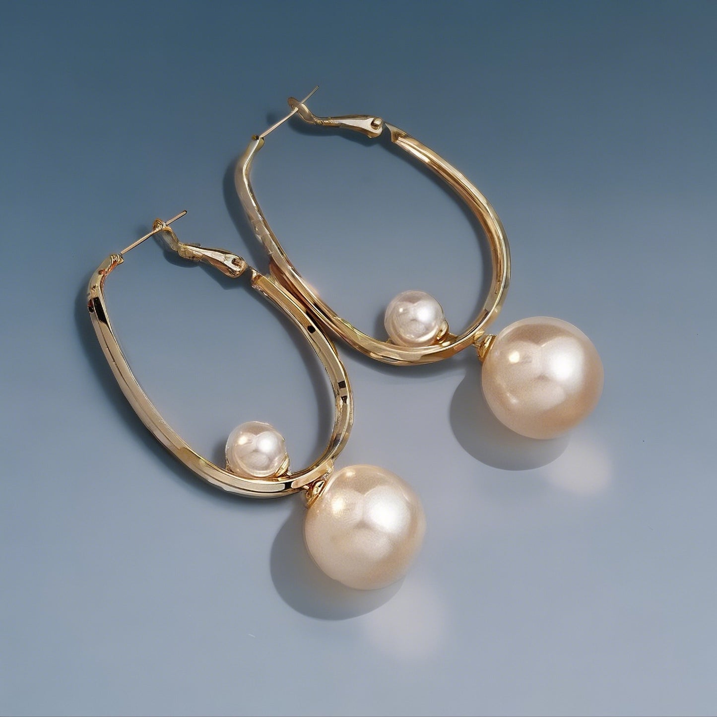 Charming Vintage Pearl Earrings 